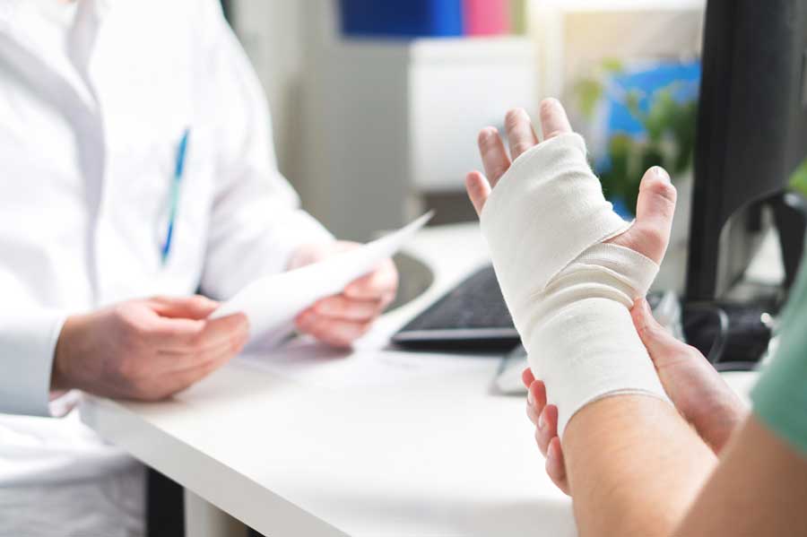 FIRST AID FOR BROKEN BONES AND FRACTURES